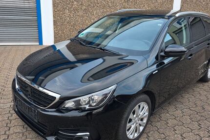 Peugeot 308 99.000 km 7.999 &euro; Moers 47441