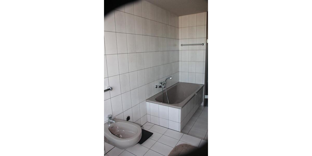 Einfamilienhaus Oberhausen - 2 Zimmer, 180 m&sup2;, 375.000&euro; | Angebot:25257357