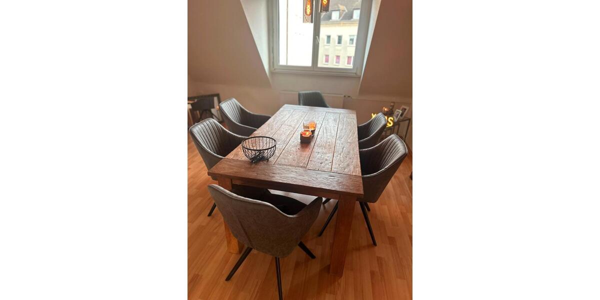 Dachgeschoßwohnung Mülheim an der Ruhr - 2 Zimmer, 73 m&sup2;, 750&euro; | Angebot:27541045
