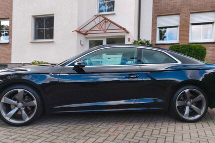 Audi A5 126.400 km 18.900 &euro; Hattingen 45529