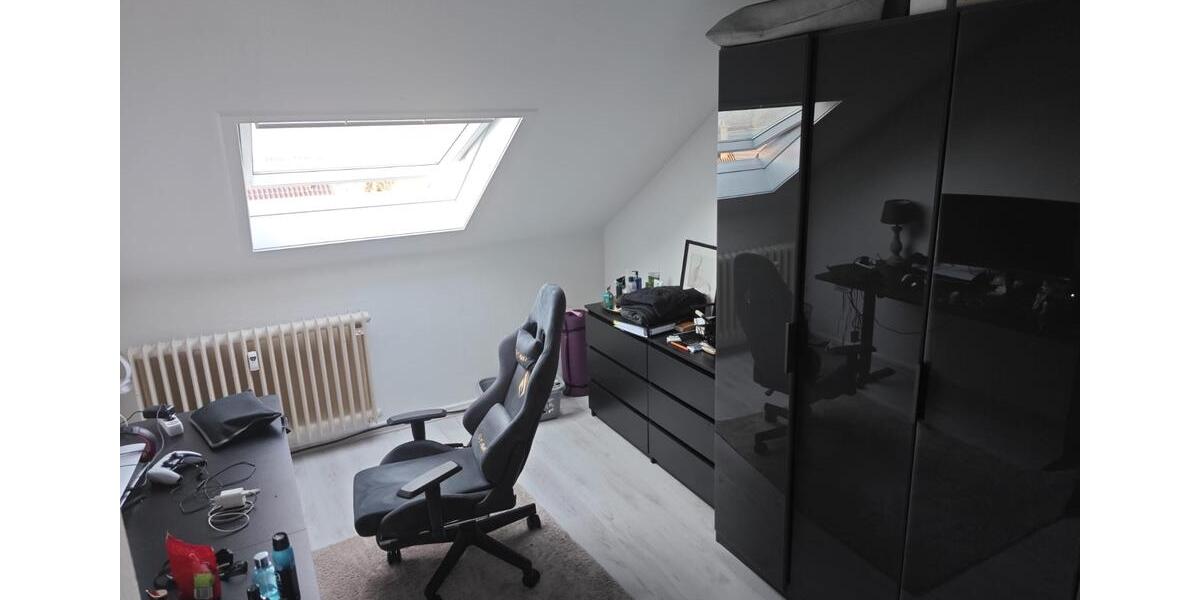 Dachgeschoßwohnung Mülheim an der Ruhr Broich - 3 Zimmer, 65 m&sup2;, 475&euro; | Angebot:25398259