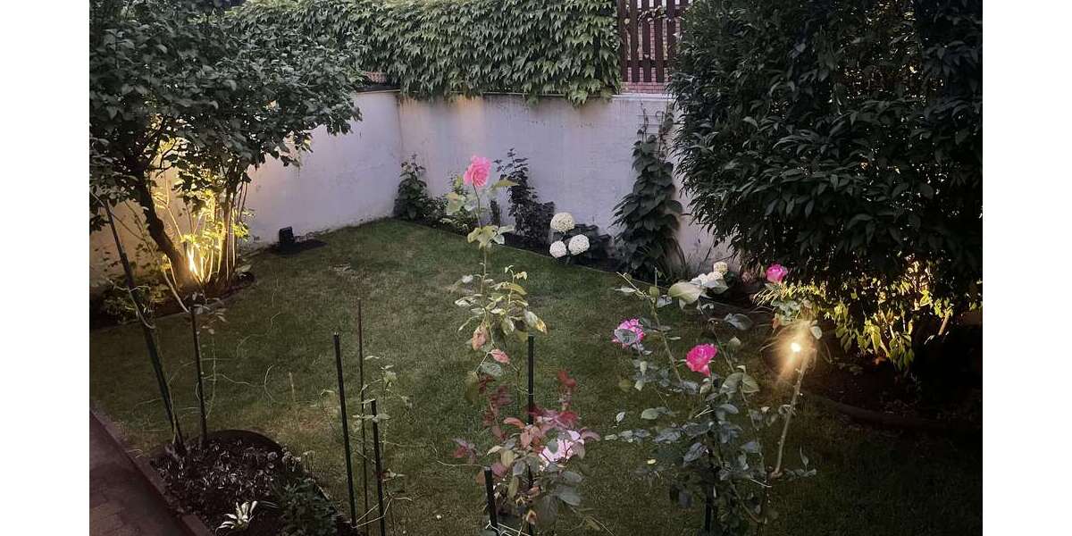 Etagenwohnung Duisburg Duisburg-Mitte - 3 Zimmer, 108 m&sup2;, 950&euro; | Angebot:25958408