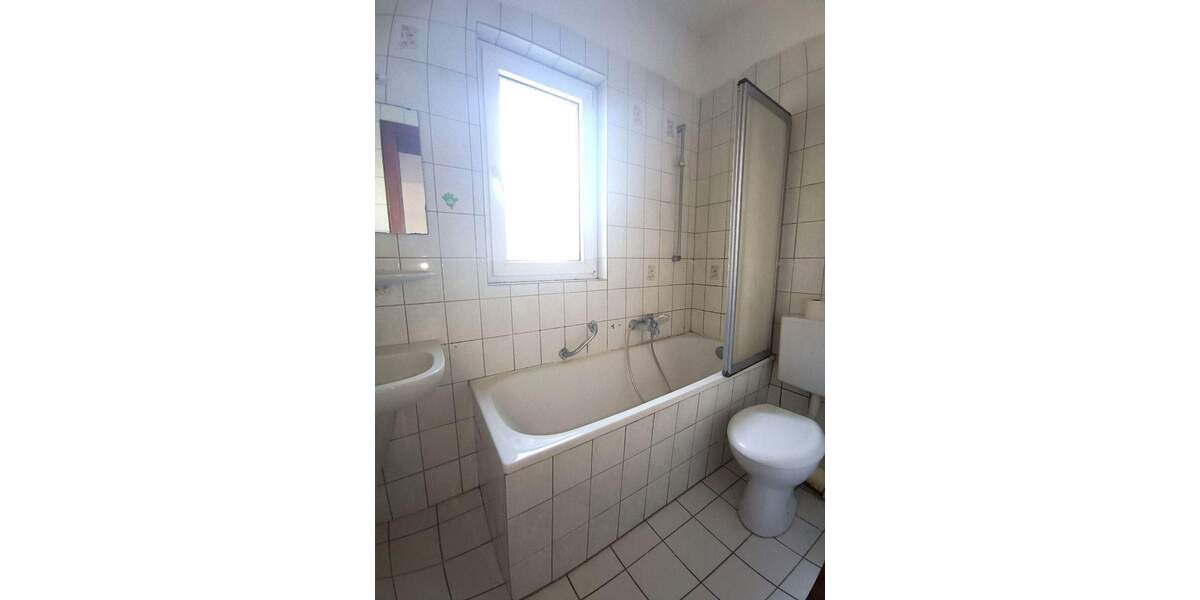 Etagenwohnung Duisburg Untermeiderich - 1 Zimmer, 41 m&sup2;, 320&euro; | Angebot:25679303