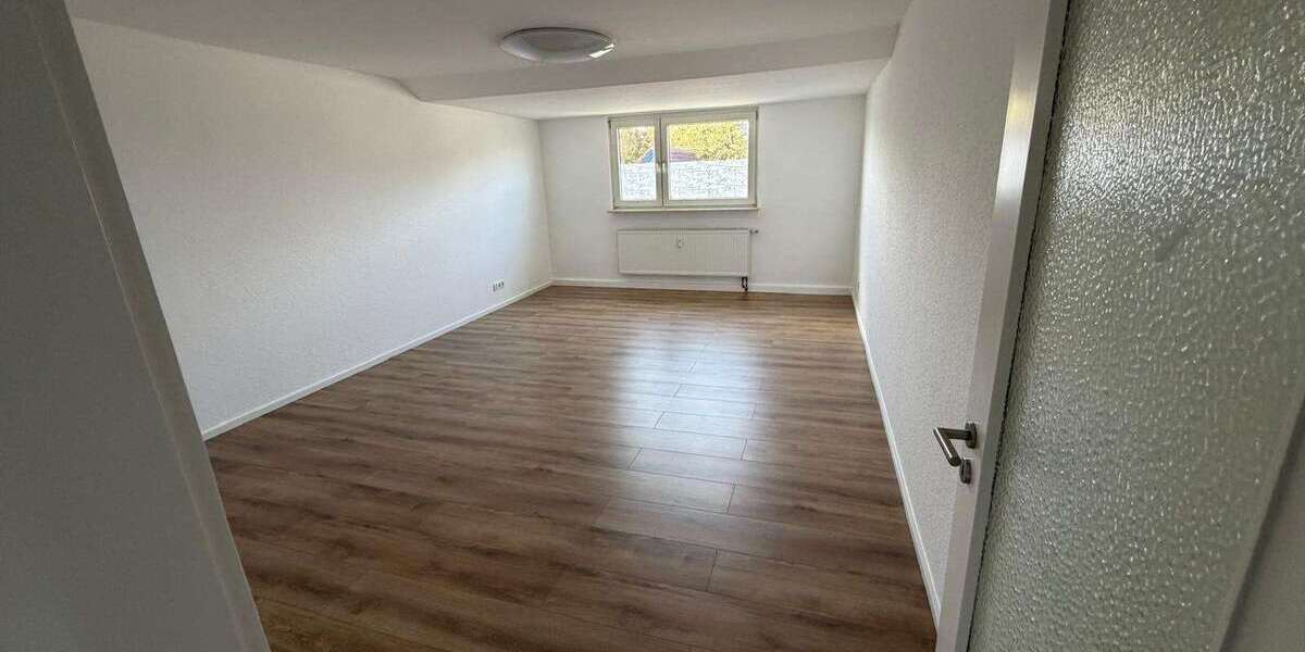 Etagenwohnung Duisburg Rheinhausen - 3.5 Zimmer, 77 m&sup2;, 640&euro; | Angebot:27544990