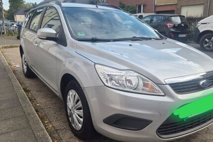 Ford Focus 116.125 km 3.750 &euro; Düsseldorf 40472