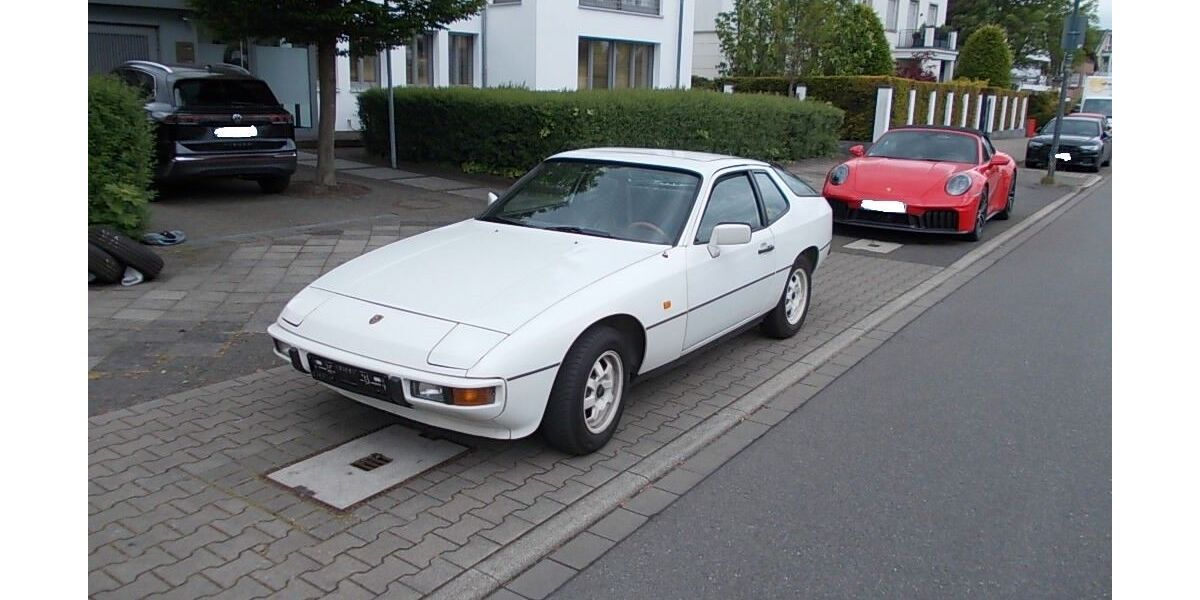 Porsche 924 137.054 km 13.500 &euro; Düsseldorf 40549