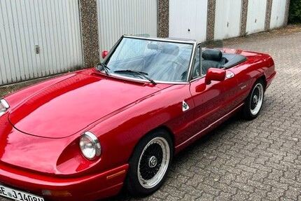 Alfa Romeo Spider 81.500 km 27.500 &euro; Gelsenkirchen 45888