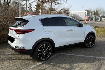Kia Sportage 46.500 km 15.900 &euro; Remscheid 42897