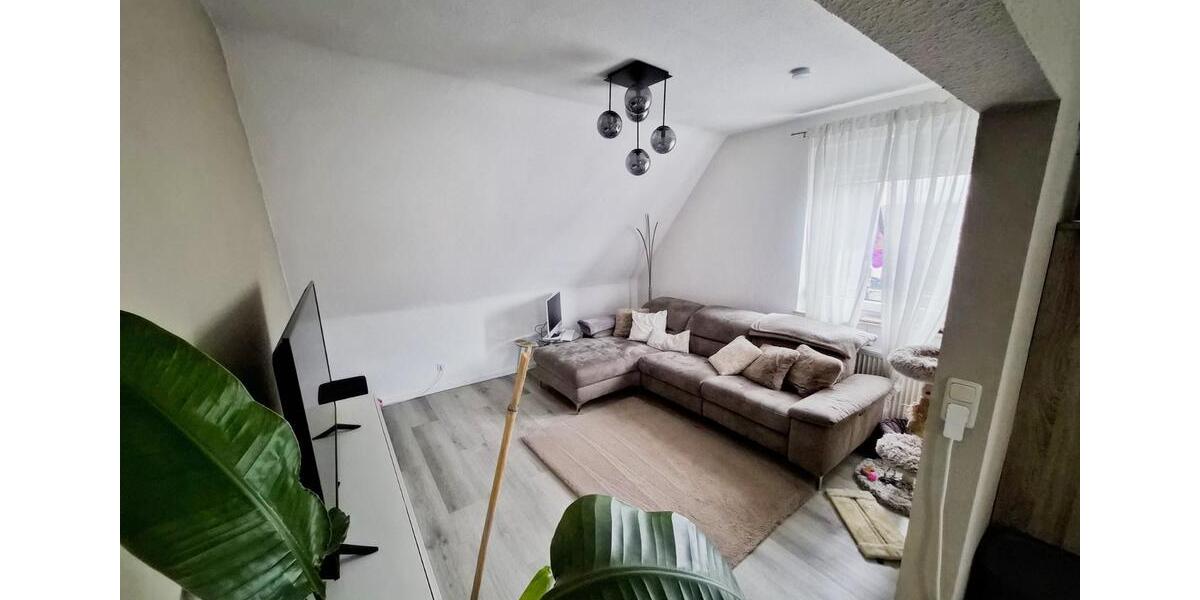 Etagenwohnung Moers Rheinkamp - 3 Zimmer, 81 m&sup2;, 700&euro; | Angebot:25874674