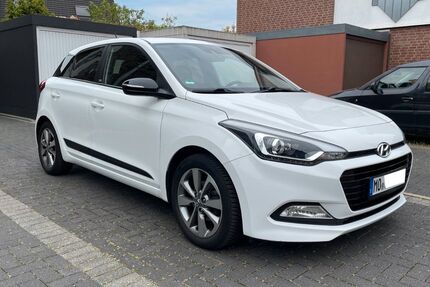 Hyundai i20 166.000 km 7.550 &euro; Moers 47443