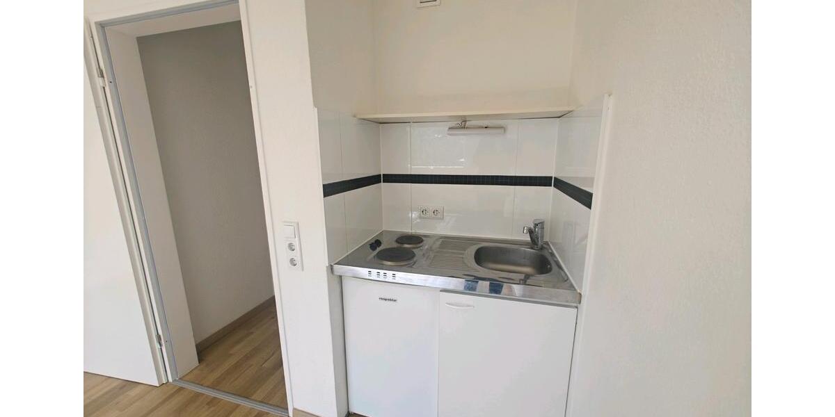 Etagenwohnung Düsseldorf Stadtbezirk 3 - 1 Zimmer, 30 m&sup2;, 550&euro; | Angebot:24749086