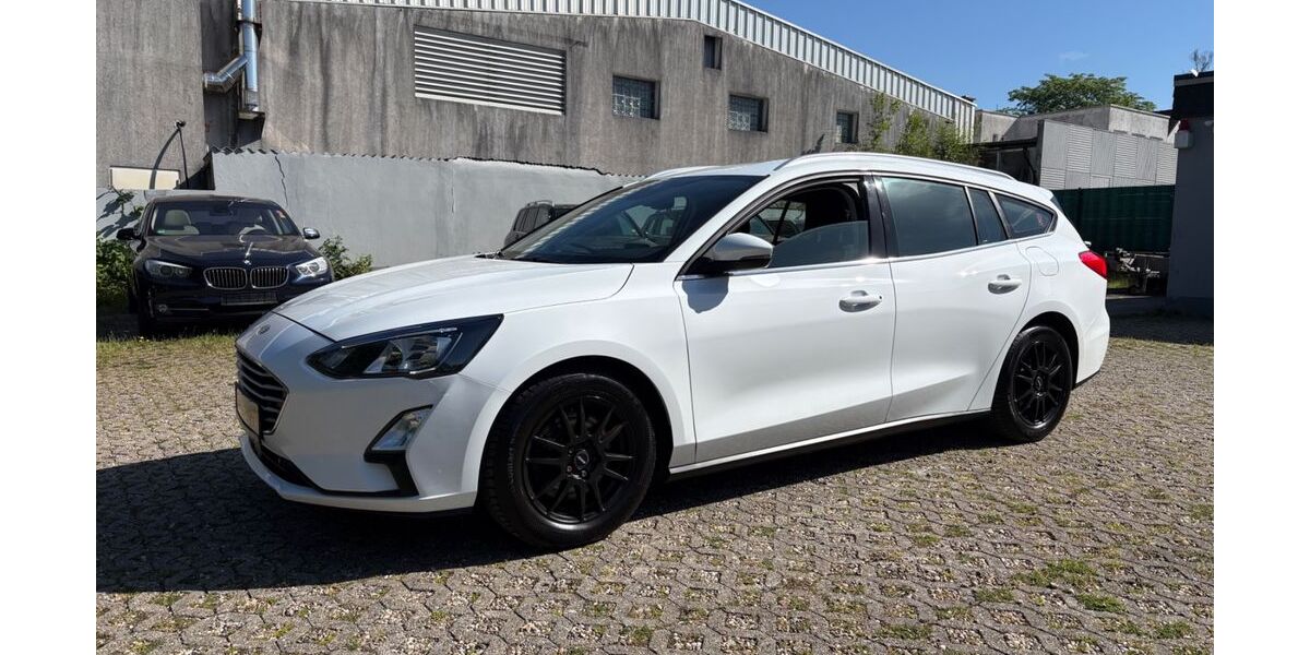 Ford Focus 171.000 km 8.990 &euro; Haan 42781