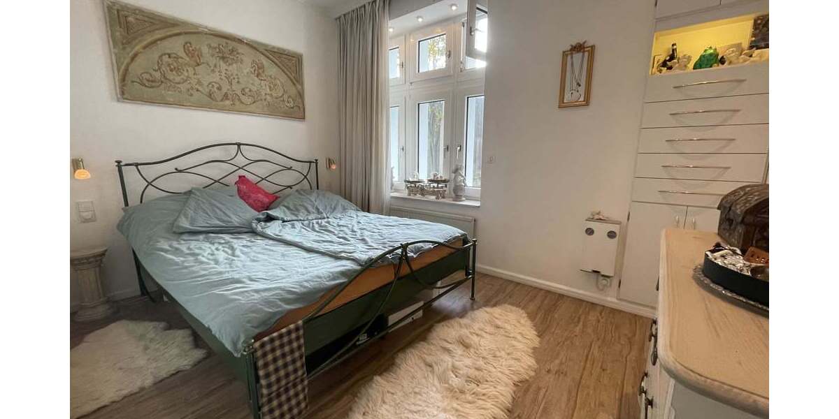 Etagenwohnung Düsseldorf Eller - 3 Zimmer, 126 m&sup2;, 399.900&euro; | Angebot:25685495