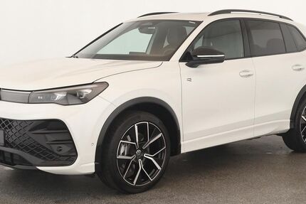 VW Tiguan 22.400 km 44.284 &euro; Düsseldorf 40233