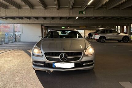 Mercedes-Benz SLK 200 141.000 km 14.900 &euro; Düsseldorf 40470