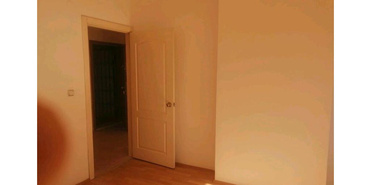 Etagenwohnung Düsseldorf Stadtbezirk 7 - 4 Zimmer, 126 m&sup2;, 125.000&euro; | Angebot:25832406