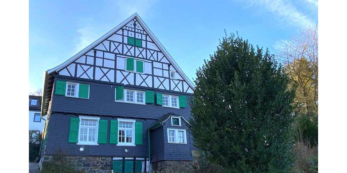 Einfamilienhaus Solingen - 12 Zimmer, 260 m&sup2;, 260.000&euro; | Angebot:19391789