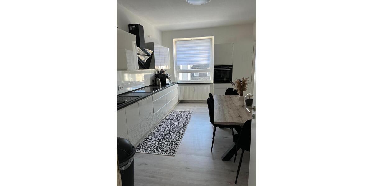 Etagenwohnung Remscheid - 3 Zimmer, 75 m&sup2;, 850&euro; | Angebot:25934316