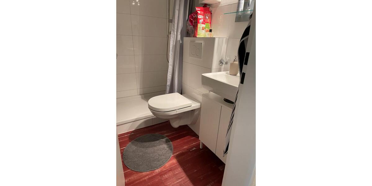 Dachgeschoßwohnung Langenfeld (Rheinland) - 1 Zimmer, 21 m&sup2;, 82.500&euro; | Angebot:27197355