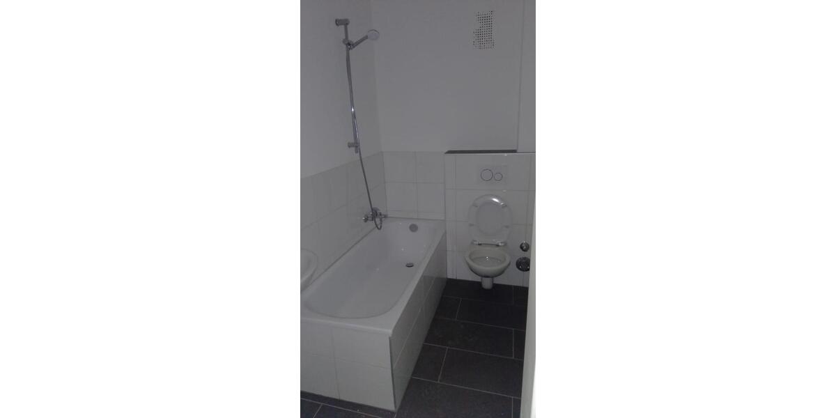 Dachgeschoßwohnung Essen Stadtkern - 2 Zimmer, 46 m&sup2;, 460&euro; | Angebot:27532847