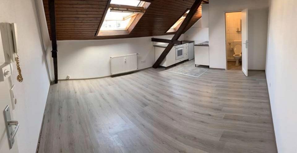 Dachgeschoßwohnung Krefeld - 1 Zimmer, 24 m&sup2;, 425&euro; | Angebot:26018126