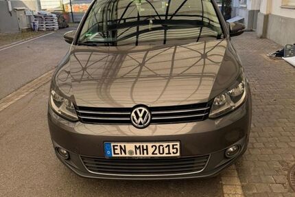 VW Touran 146.000 km 12.000 &euro; Hattingen 45525