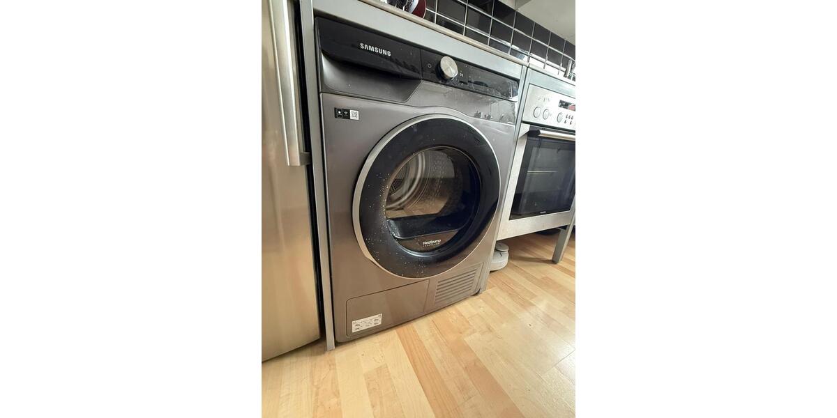 Etagenwohnung Essen Stadtbezirk II - 3 Zimmer, 82 m&sup2;, 902&euro; | Angebot:25963993