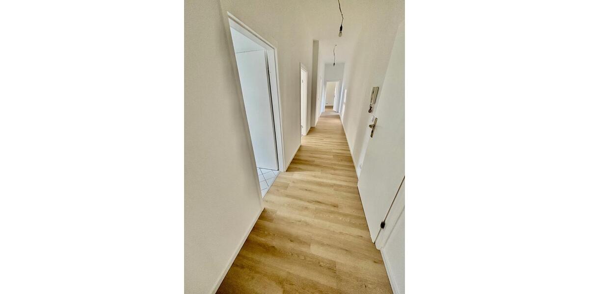 Etagenwohnung Krefeld - 3 Zimmer, 69 m&sup2;, 1.100&euro; | Angebot:25941038