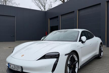 Porsche Taycan 30.991 km 62.000 &euro; Erkrath 40699