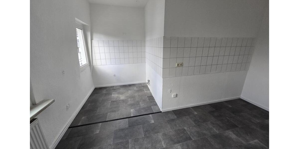 Etagenwohnung Duisburg Mittelmeiderich - 3 Zimmer, 69 m&sup2;, 450&euro; | Angebot:25311445