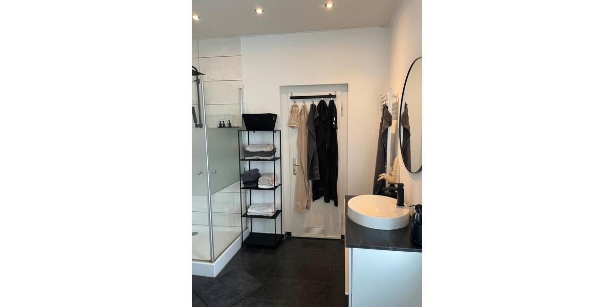 Doppelhaushälfte Essen Stadtbezirk VI - 6 Zimmer, 140 m&sup2;, 299.999&euro; | Angebot:27208967