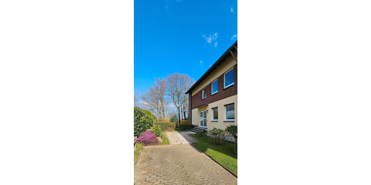 Dachgeschoßwohnung Ratingen Lintorf - 2 Zimmer, 72 m&sup2;, 690&euro; | Angebot:25981109