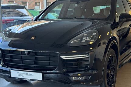 Porsche Cayenne 143.700 km 36.490 &euro; Mülheim an der Ruhr 45478