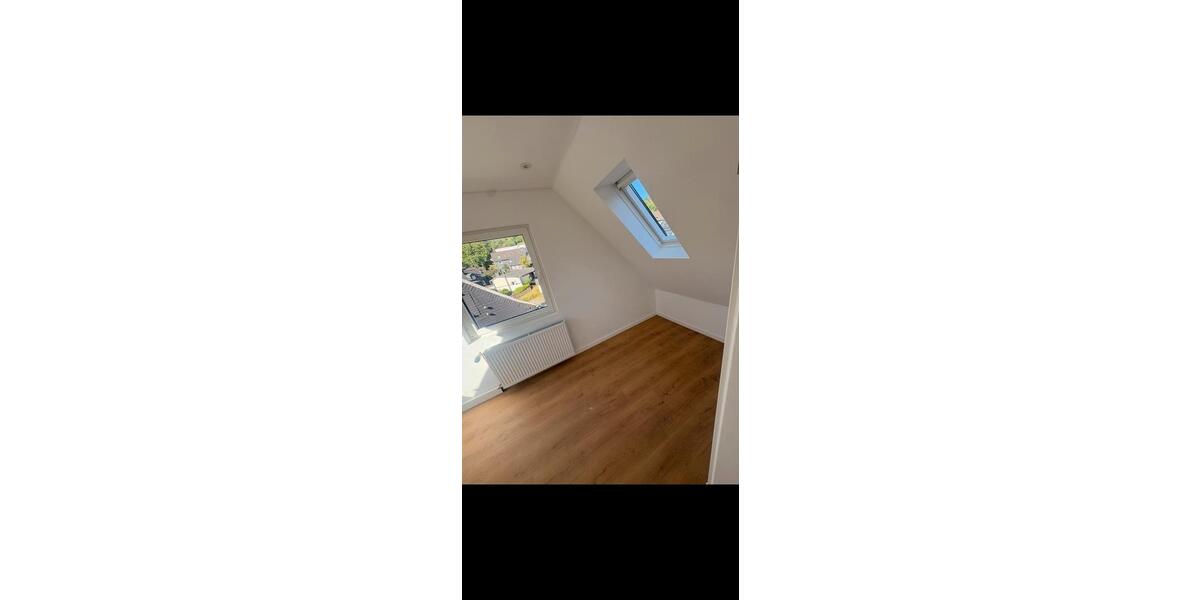 Doppelhaushälfte Wuppertal Cronenberg - 4 Zimmer, 97 m&sup2;, 349.000&euro; | Angebot:27162183