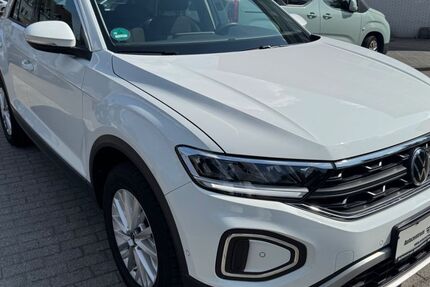 VW T-Roc 38.300 km 16.799 &euro; Mülheim / Ruhr 45473