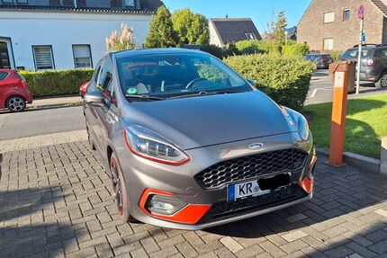 Ford Fiesta 98.560 km 15.800 &euro; Krefeld 47809