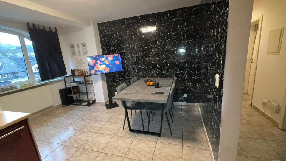 Etagenwohnung Wuppertal - 3 Zimmer, 90 m&sup2;, 750&euro; | Angebot:25759277