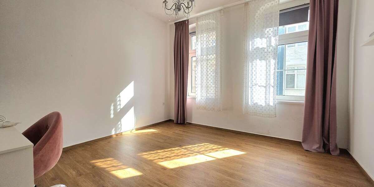 Einfamilienhaus Neuss Furth-Mitte - 8 Zimmer, 211 m&sup2;, 455.000&euro; | Angebot:26979218