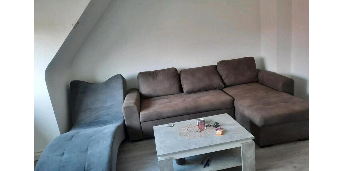 Dachgeschoßwohnung Essen Stadtbezirk III - 2.5 Zimmer, 48 m&sup2;, 469&euro; | Angebot:25875950