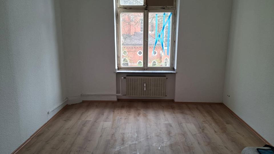 Etagenwohnung Duisburg Hamborn - 4 Zimmer, 130 m&sup2;, 855&euro; | Angebot:25904672