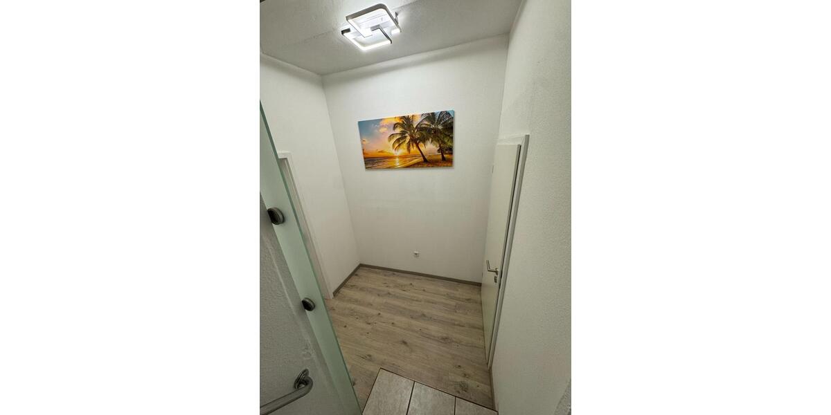 Etagenwohnung Duisburg Großenbaum - 3 Zimmer, 70 m&sup2;, 25&euro; | Angebot:20438710