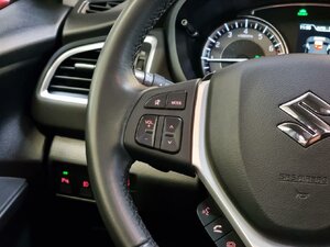 Suzuki SX4 S-Cross Comfort+ AllGrip Allwetter SSD SHZ Nav 36.532 km 23.290 &euro; HAAN 42781