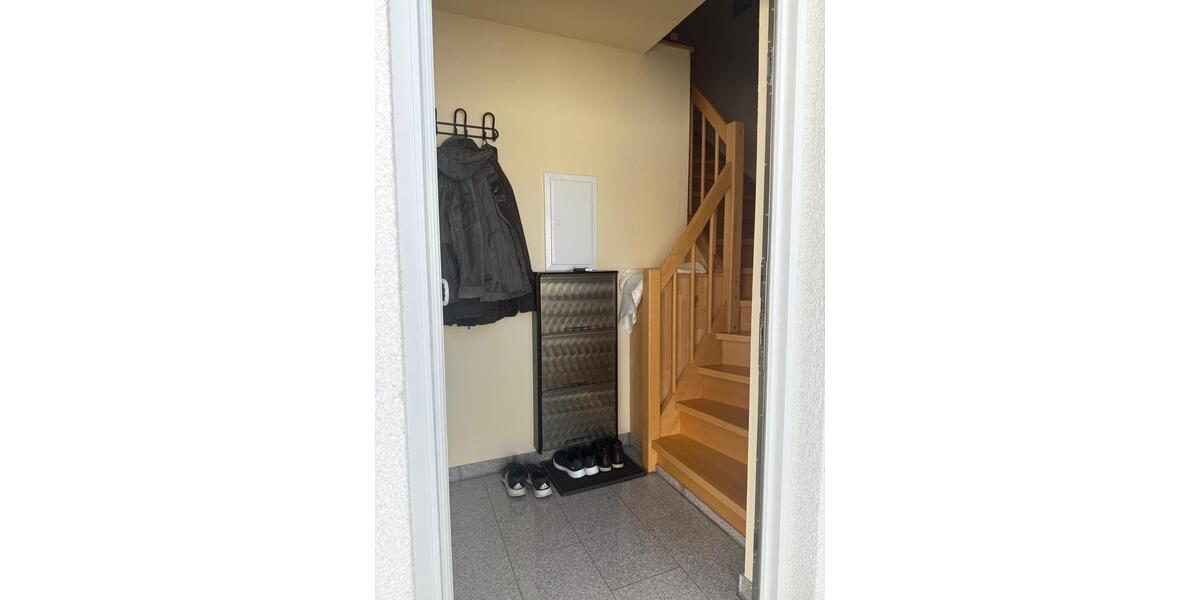 Dachgeschoßwohnung Duisburg Duisburg-Mitte - 2.5 Zimmer, 65 m&sup2;, 189.000&euro; | Angebot:27197338