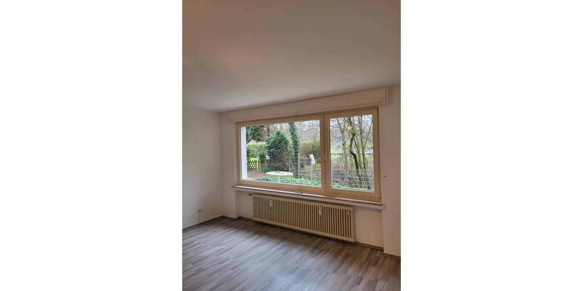 Etagenwohnung Essen Stadtbezirk III - 2 Zimmer, 65 m&sup2;, 460&euro; | Angebot:25538404