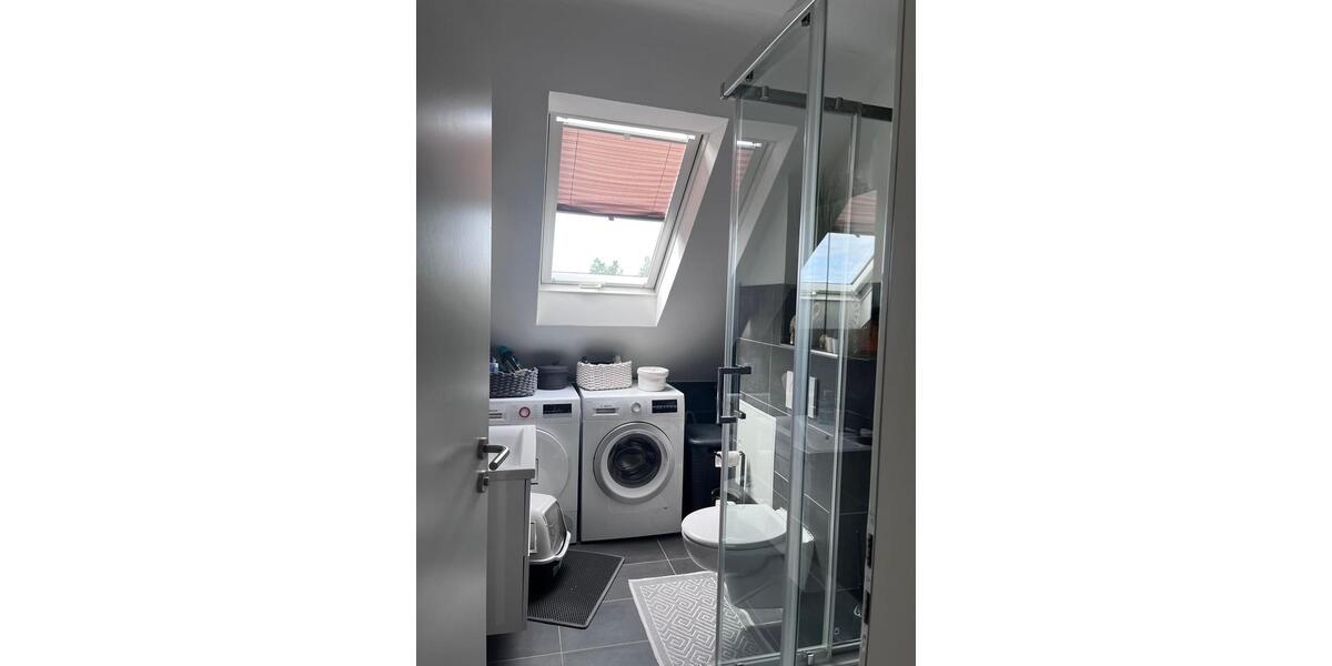 Dachgeschoßwohnung Remscheid Reinshagen - 3.5 Zimmer, 65 m&sup2;, 120.000&euro; | Angebot:27213812