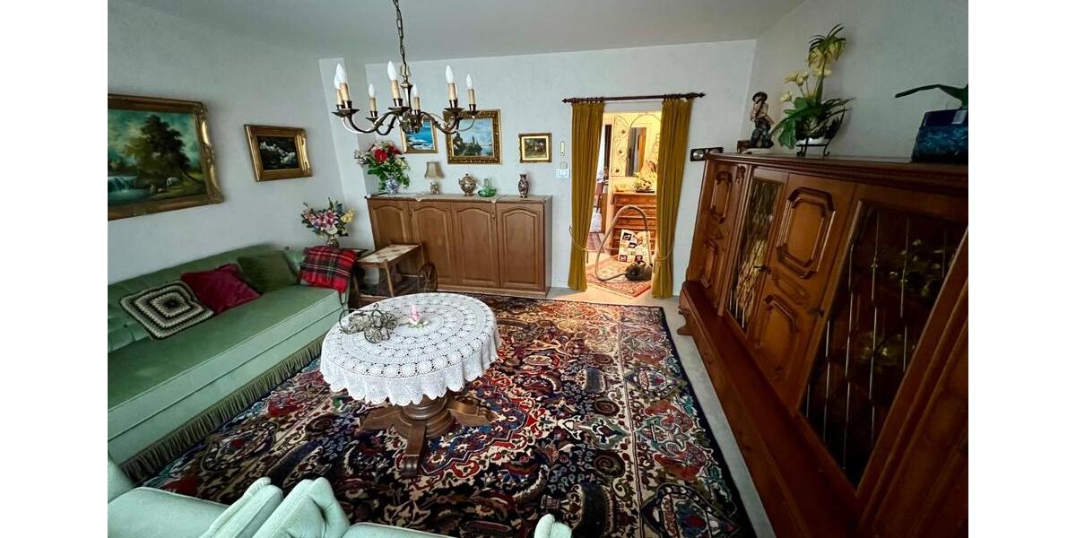 Etagenwohnung Essen Stadtbezirk II - 2 Zimmer, 1.100&euro; | Angebot:22261838