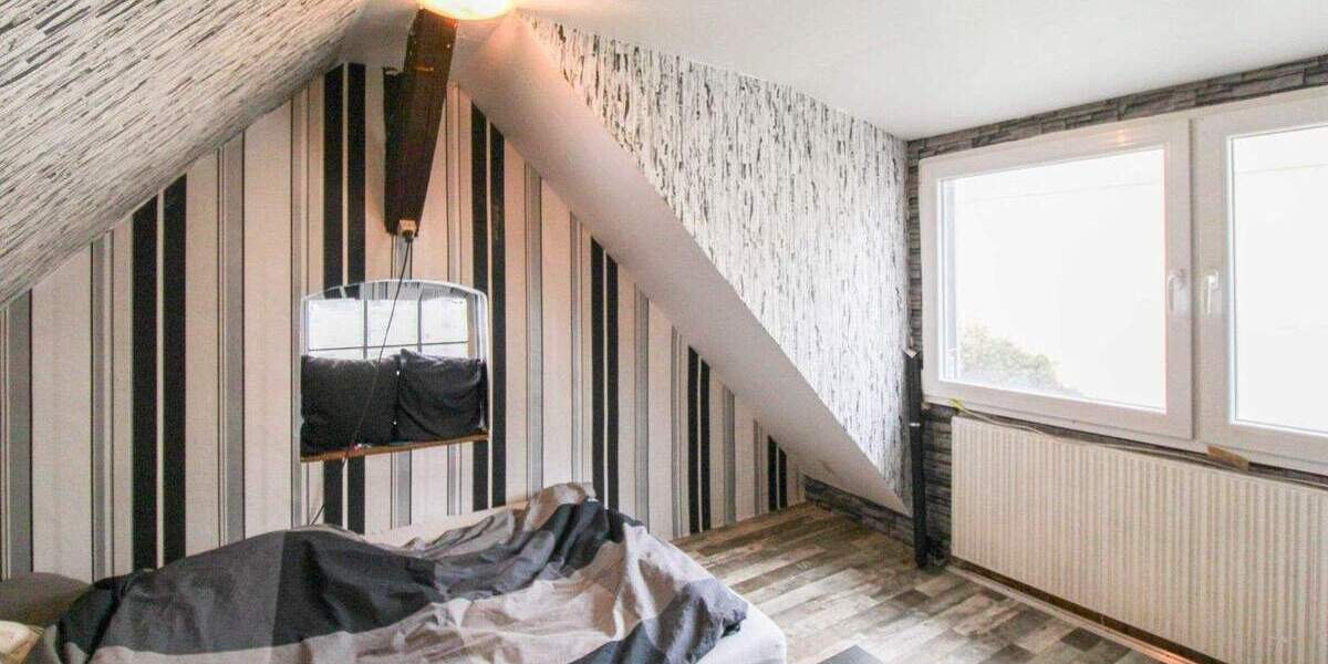 Doppelhaushälfte Duisburg Hochemmerich - 5 Zimmer, 100 m&sup2;, 249.000&euro; | Angebot:25717990