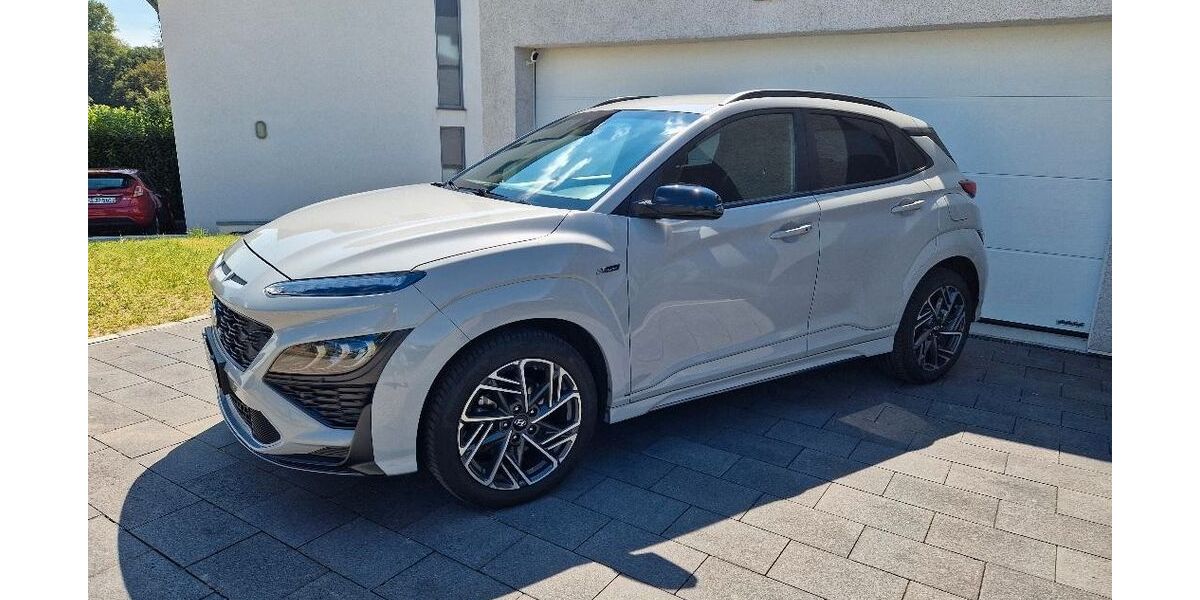 Hyundai KONA 70.125 km 17.400 &euro; Burscheid 51399