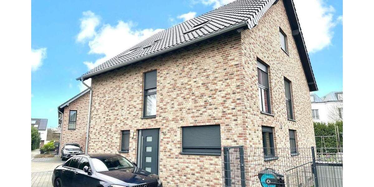 Einfamilienhaus Neuss Stadionviertel - 7 Zimmer, 255 m&sup2;, 998.000&euro; | Angebot:25687662