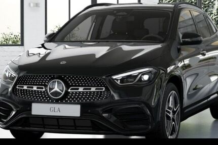 Mercedes-Benz GLA 180 9.900 km 44.990 &euro; Düsseldorf 40470